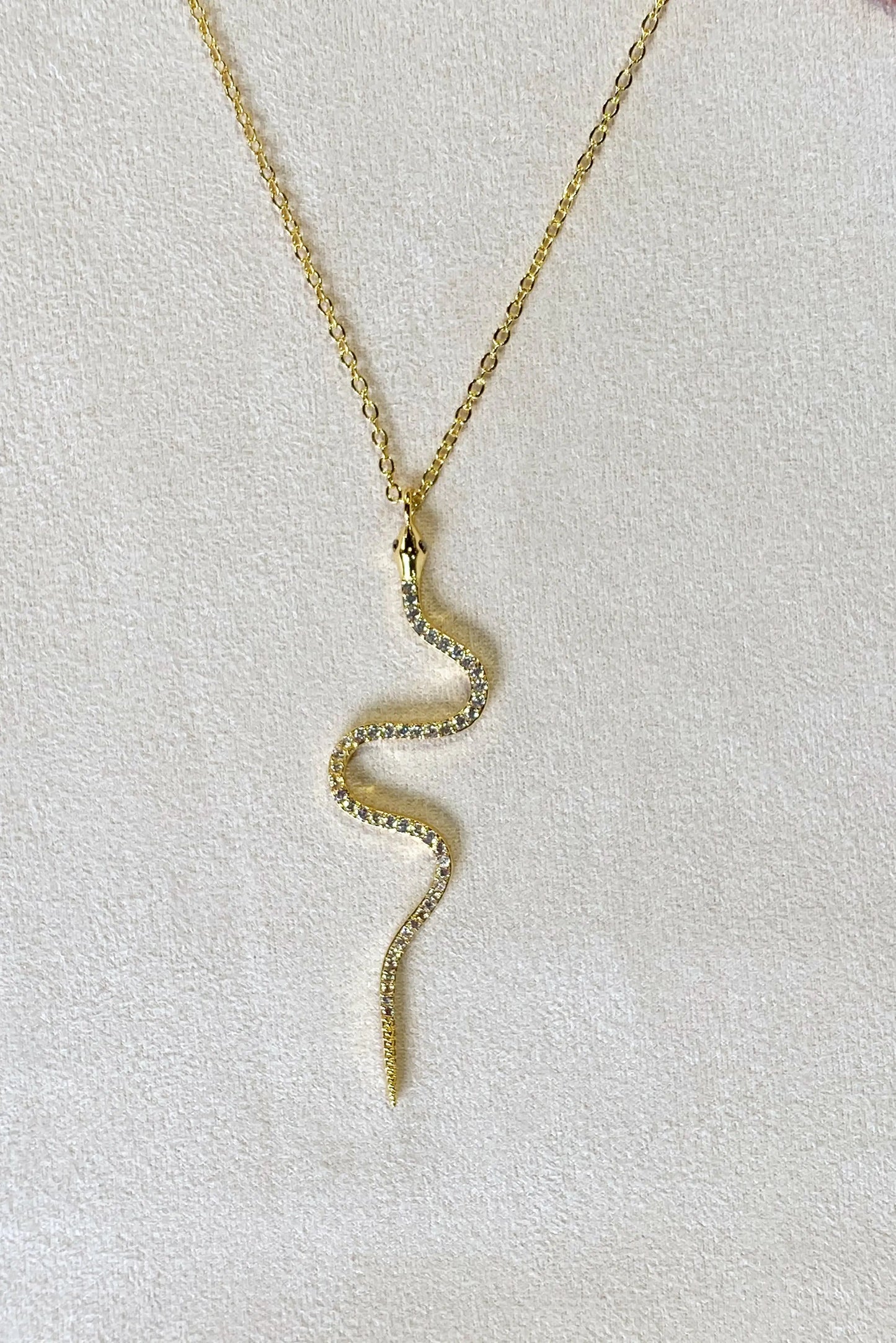 Slithering Beauty Necklace
